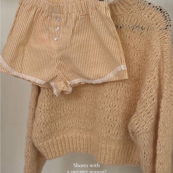 Wilfred Aritzia sweater - Picture 5 of 5